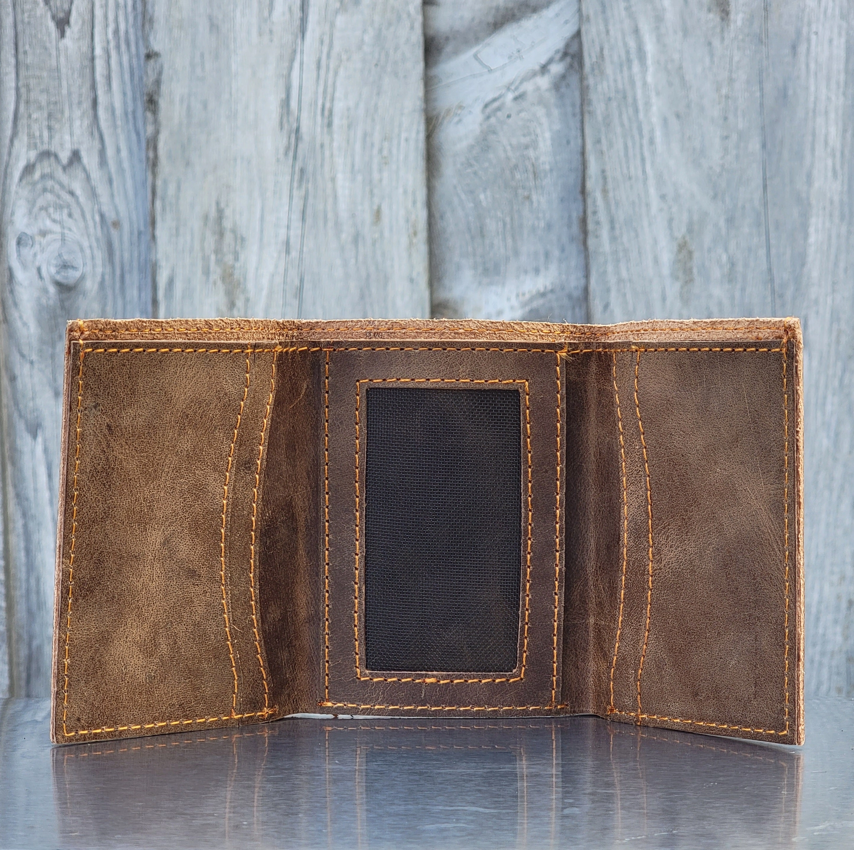 Meraki - Engraved Black Full Grain Leather Trifold Wallet