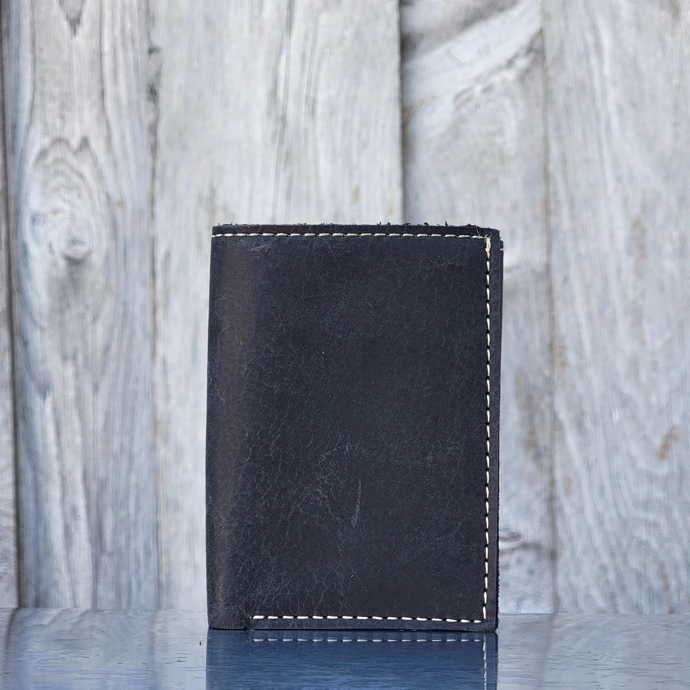 Meraki - Engraved Black Full Grain Leather Trifold Wallet