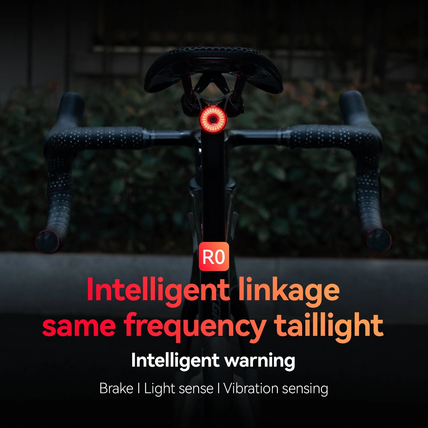 ROCKBROS R0 Smart Brake-Sensing Waterproof Tail Handle Plug Light Auto Sync